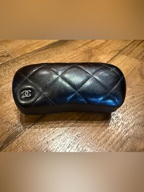 CHANEL Black Quilted Leather Sunglass Case with CC Emblem